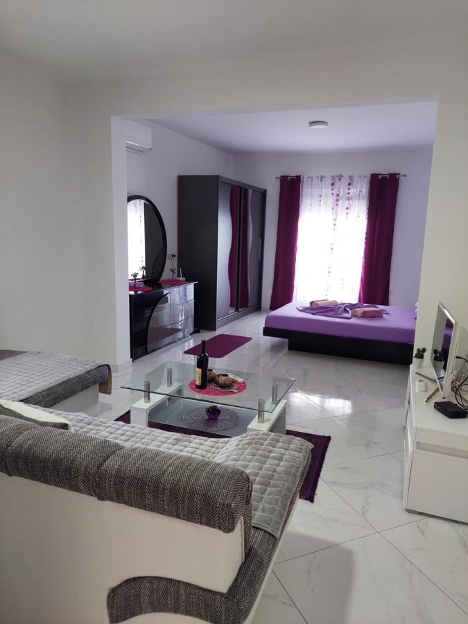 Apartmani Jovan Ulcinj Ngoại thất bức ảnh